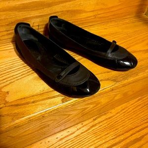 CHANEL flats -  authentic and well taken care of!